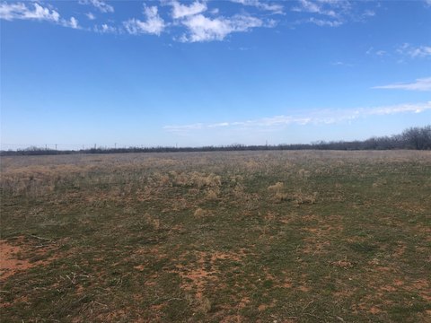 Prime Farmland with Water Tanks