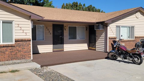 Brick Triplex With Driveway Parking