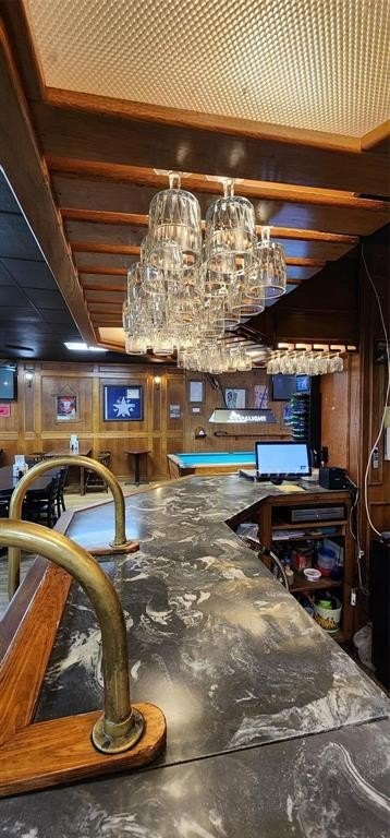 Iconic Bar & Restaurant Opportunity