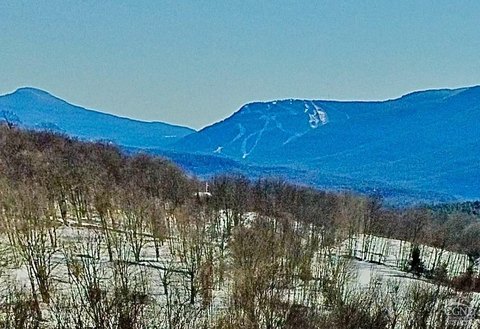Land with Hunter Mountain Views