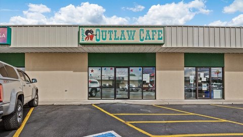 Established Restaurant in Cottonwood Mall