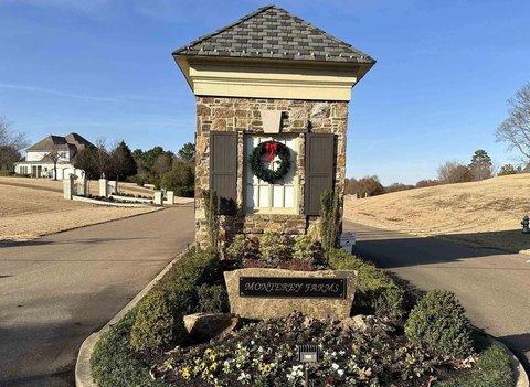 Residential Land in Monterey Farms