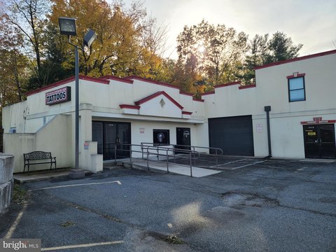 Retail Space on Pulaski Highway
