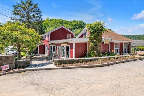 Mixed-Use Property in Pawling, NY