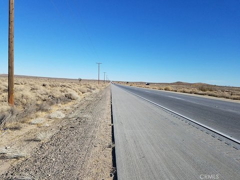 Highway-Adjacent Land Parcel