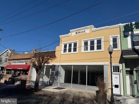 Updated Retail/Office Space Available
