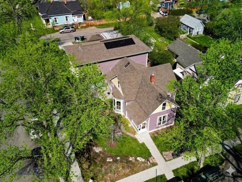 Bozeman Triplex: Historic Charm, Income