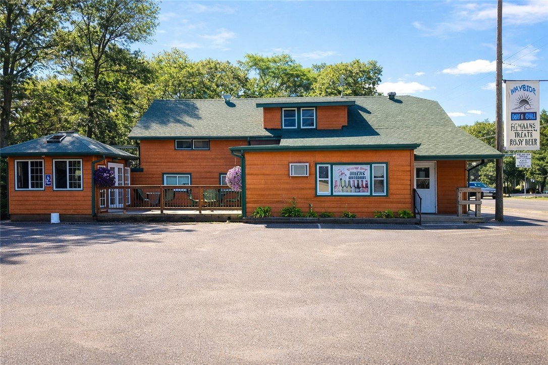 Lake Wissota Bar and Grill