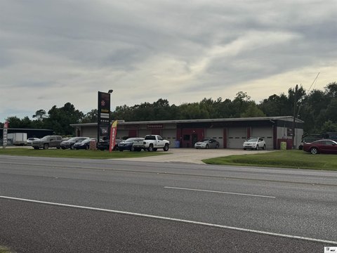Mechanic and Oil Change Shop