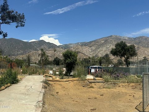 Land, Altadena, CA