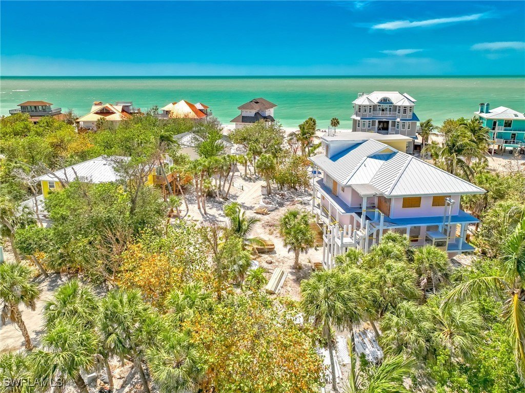 Land with Gulf Views