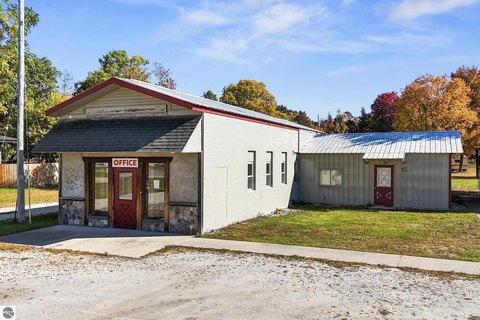 Live-Work Property with Outbuildings