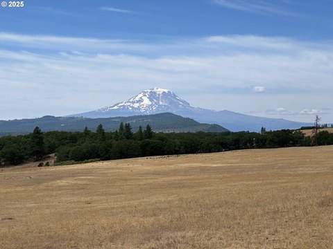 Secluded Land with Mountain Views