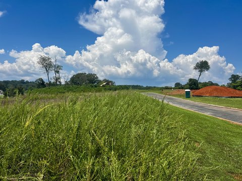 Residential Land in Crown Harbor