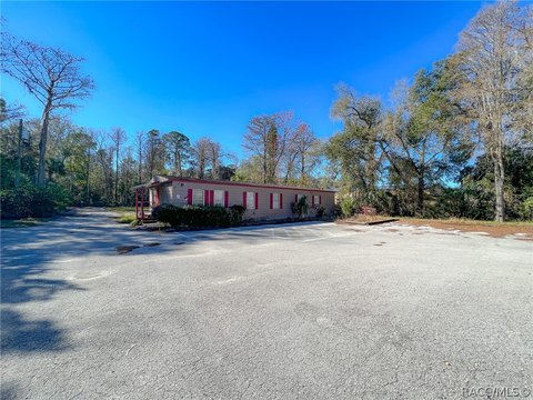 Homosassa Commercial Property on 1.14 Acres