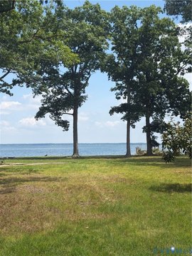 Potomac River Waterfront Land