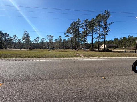 Unrestricted Land Parcel on Highway