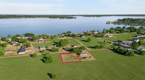 Lake-View Unimproved Lot