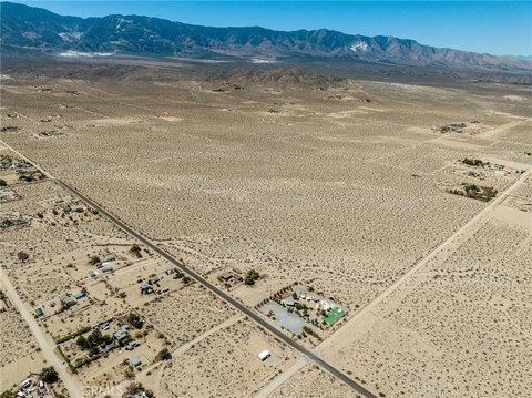 Land, Lucerne Valley, CA