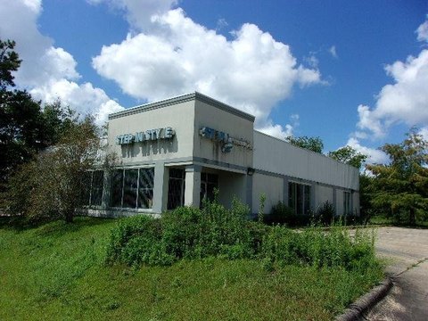 Retail Storefront in Dothan, AL