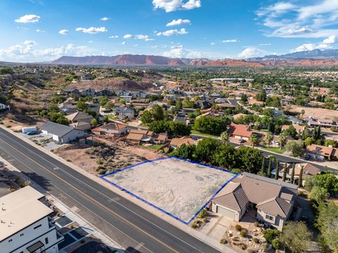 Land, St George, UT