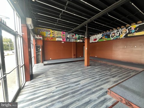 Retail or Office Space Available