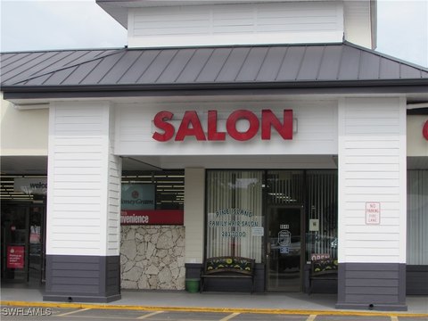 Established Salon in Winn Dixie Center