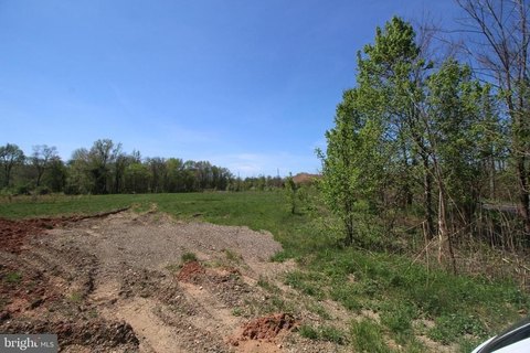 10.5 AC Mixed-Use Land