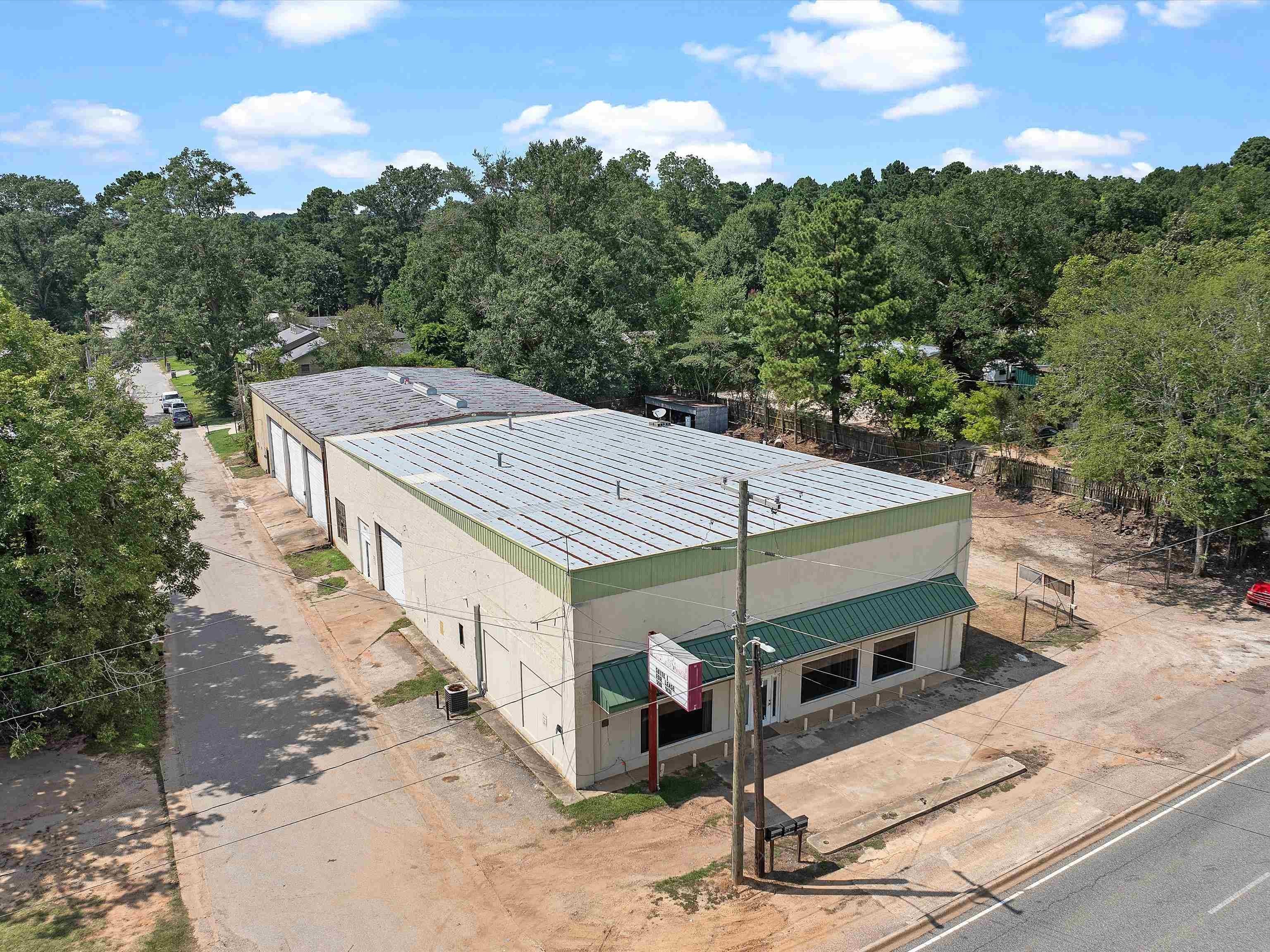 Commercial Space in Center, Texas
