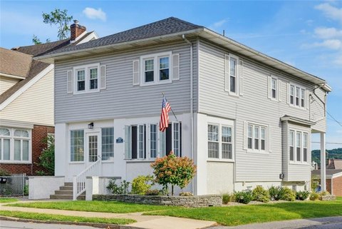 Detached Three-Unit Triplex