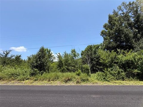 LAND - Braggs, OK