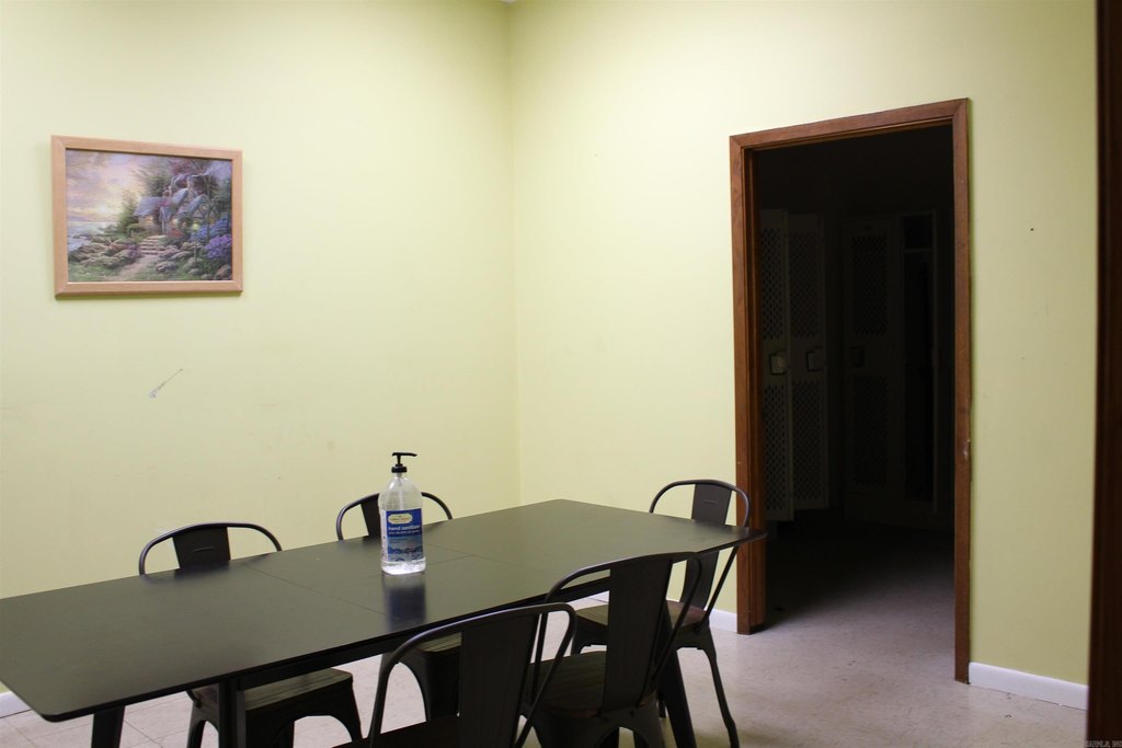 Picture 4