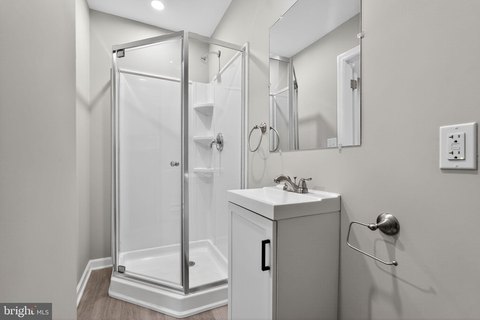 Renovated Duplex Near Temple University