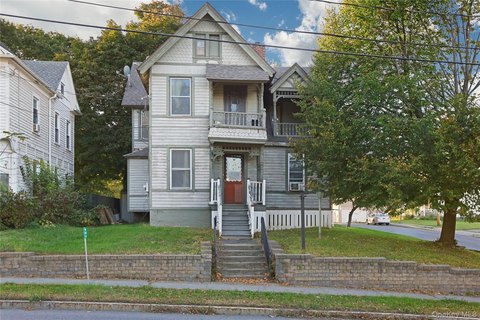Victorian Duplex with Separate Utilities