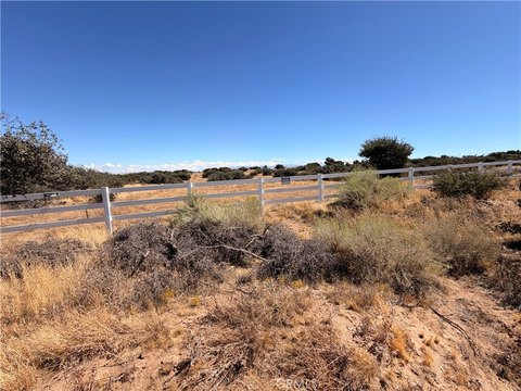 Land, Phelan, CA