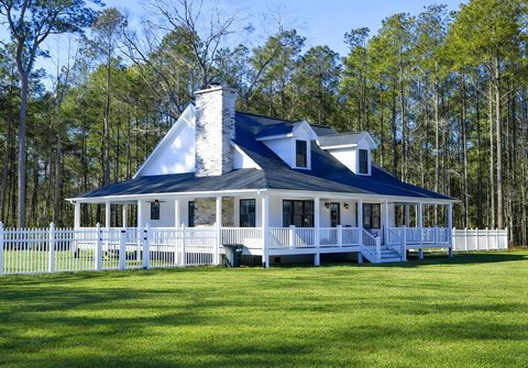 Wallops Island Farmhouse on Acreage