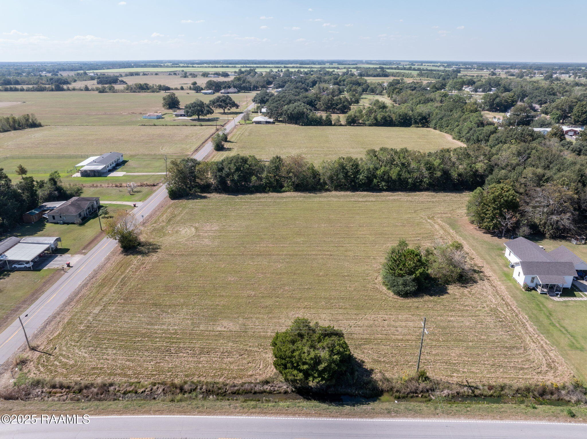 Prime Corner Lot in Duson