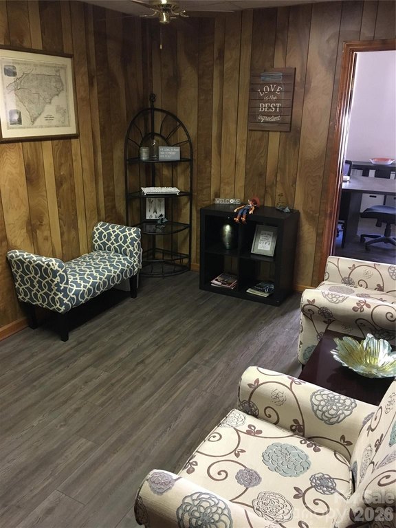 Picture 19