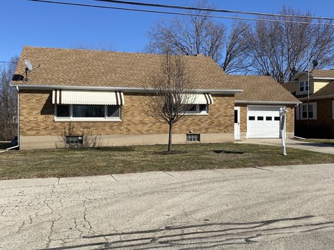 Commercial Property in Hampshire, IL
