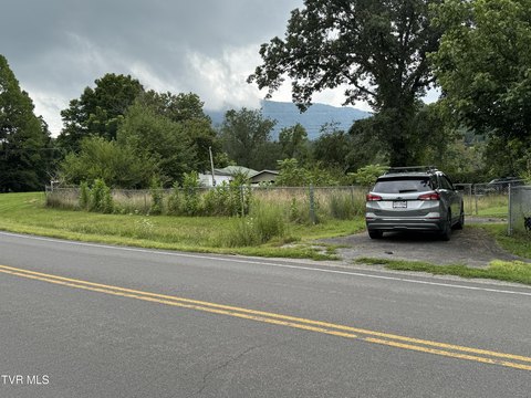 LAND - Big Stone Gap, VA