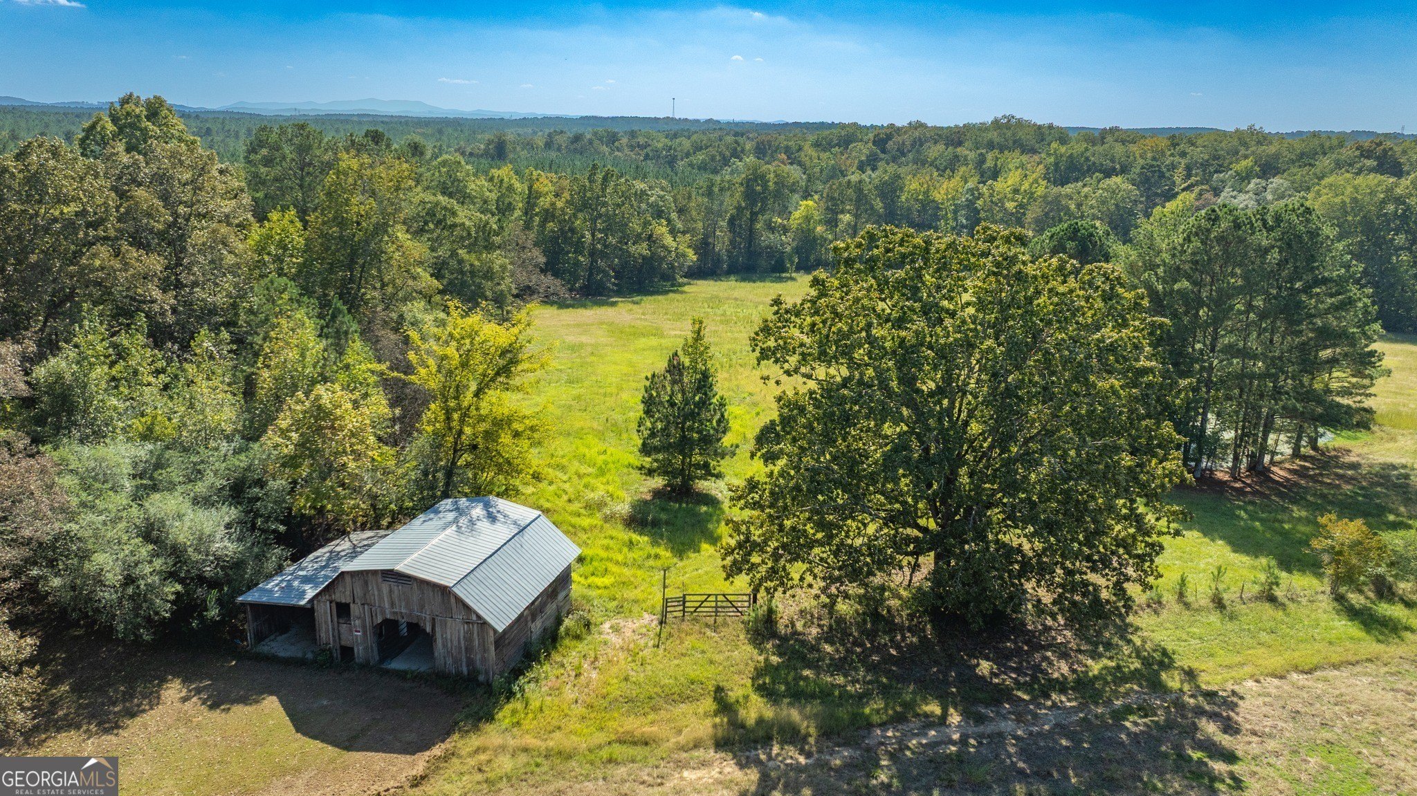 85+ Acre Estate in Rome