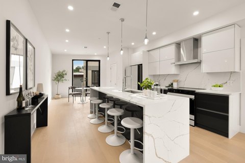 New Contemporary Duplex in Washington