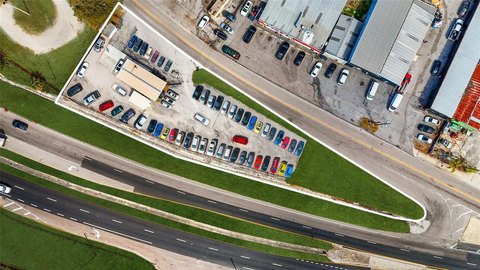 Auto Sales Lot with Modular Offices