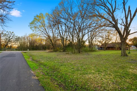 Corner Lot in Cooper, TX