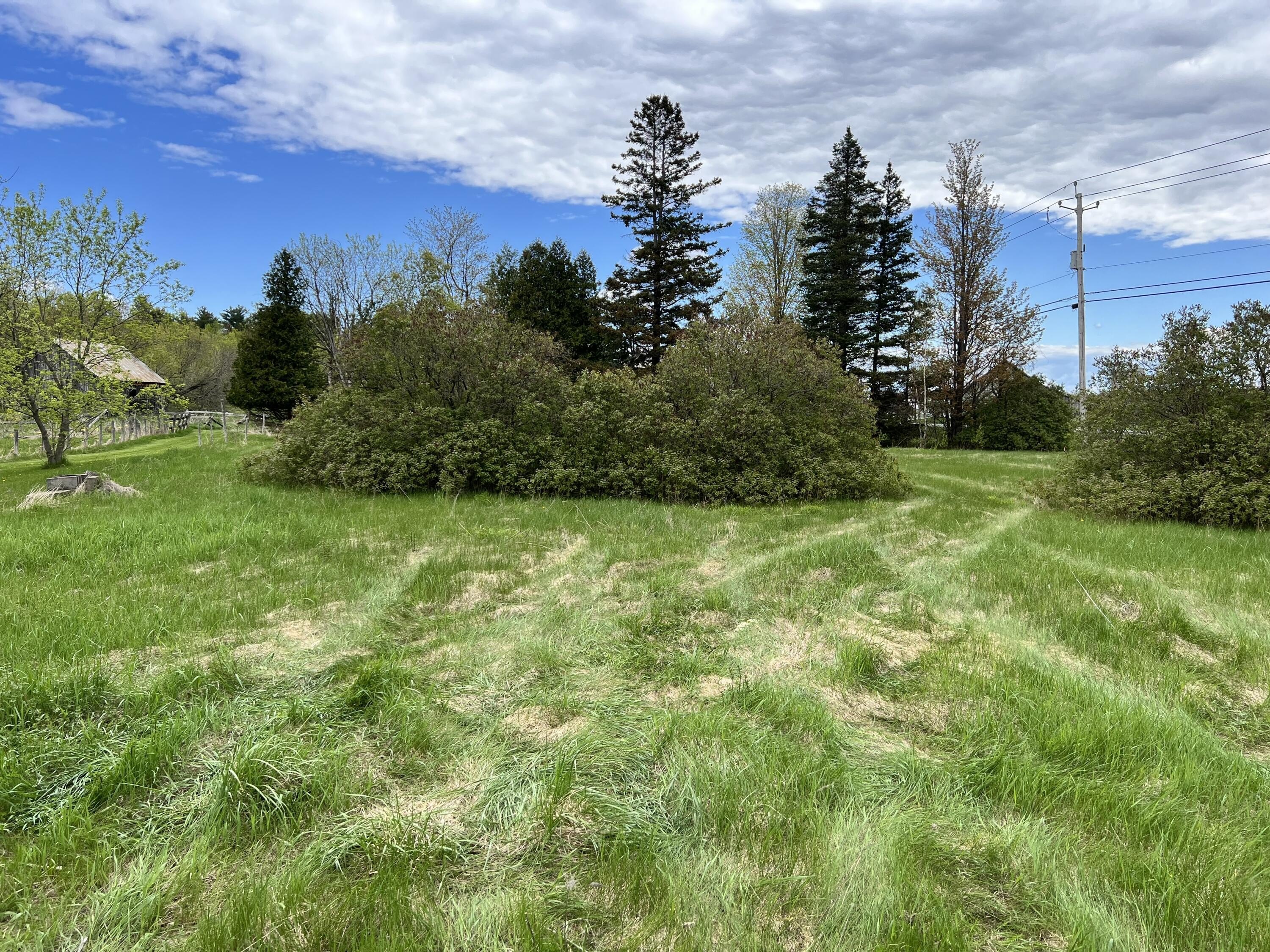 Residential Land in Mooers Forks