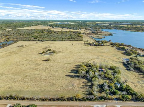 Versatile Farmland Acreage