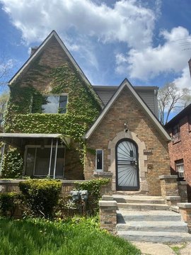 Detroit Duplex: Investment Opportunity