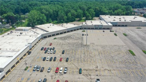 Ashtabula Commercial Strip Center Space