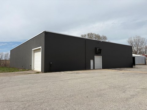 Industrial Building Near Major Routes