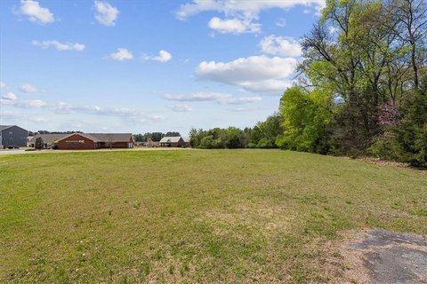 Prime Commercial Land on Parkway